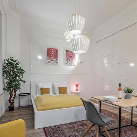 Extra Central Modern Studio Budapest Luaran gambar